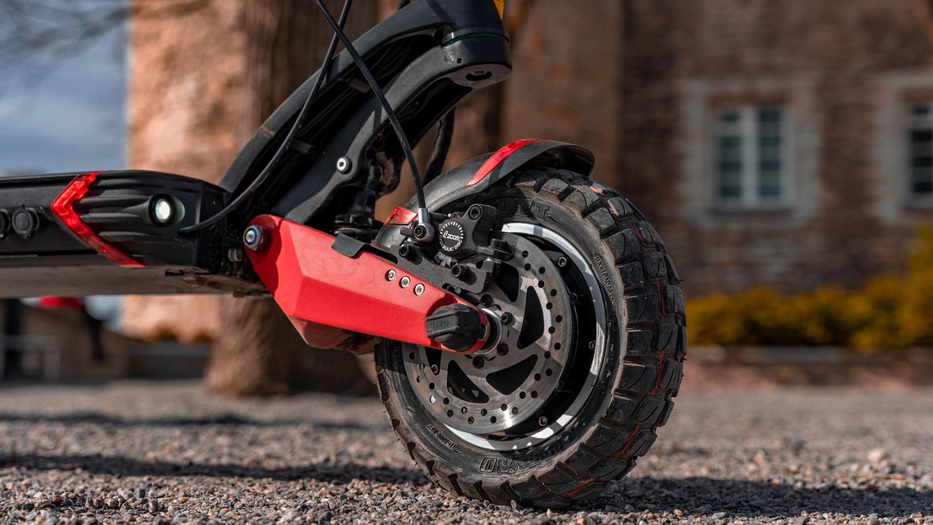 A Simple Guide About Tire Pressure on Your Commuter Electric Scooter
