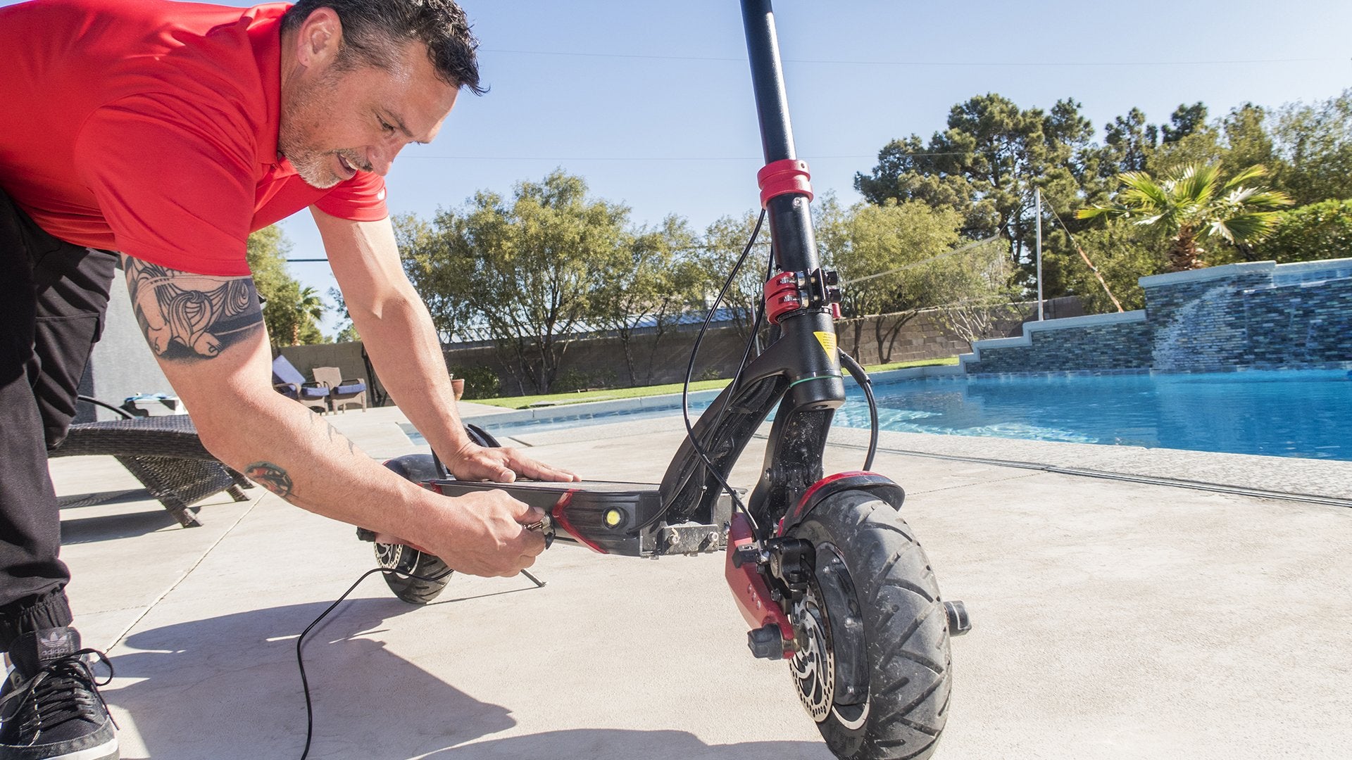 How to Protect the Battery for Your Electric scooter | Varla Scooter