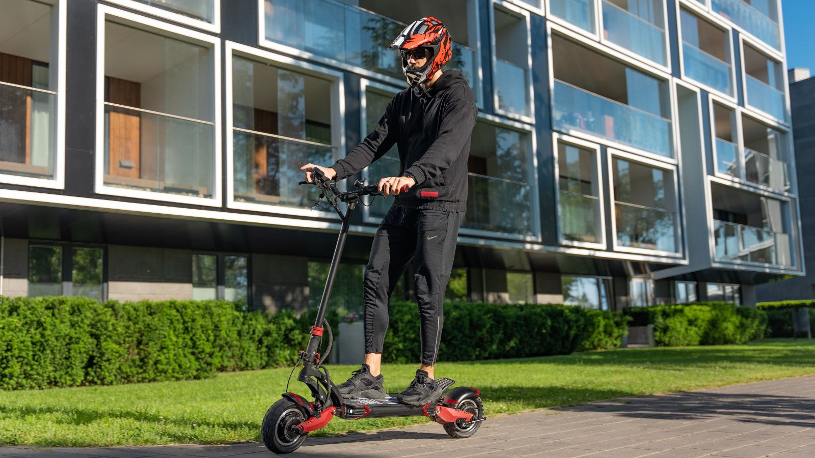 From Cruising to Commuting: How Electric Scooters with Seat Are Changing Transportation