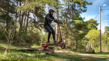 Varla First Electric Scooter 2nd Anniversary -Varla Eagle One