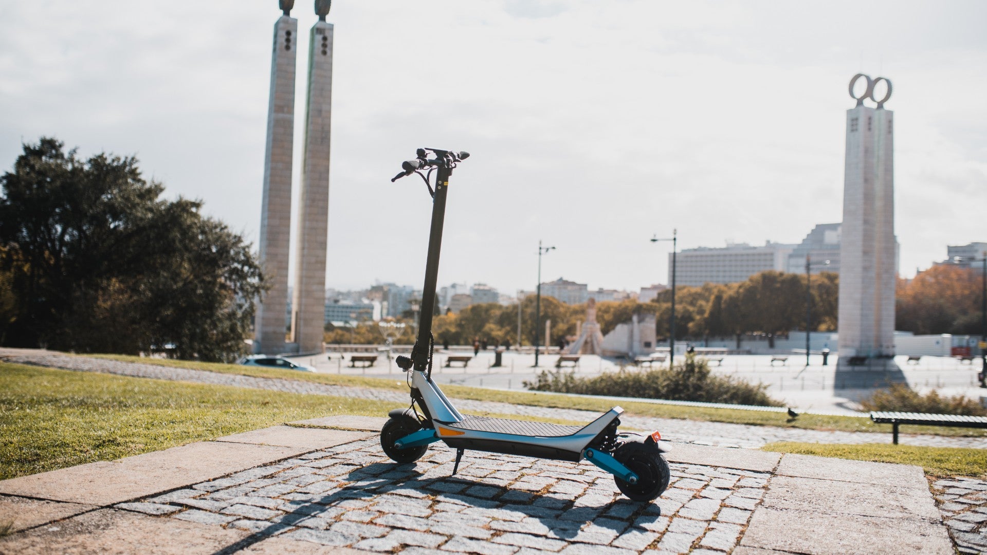 The New Era of Electric Scooters with Varla Pegasus E-Scooter
