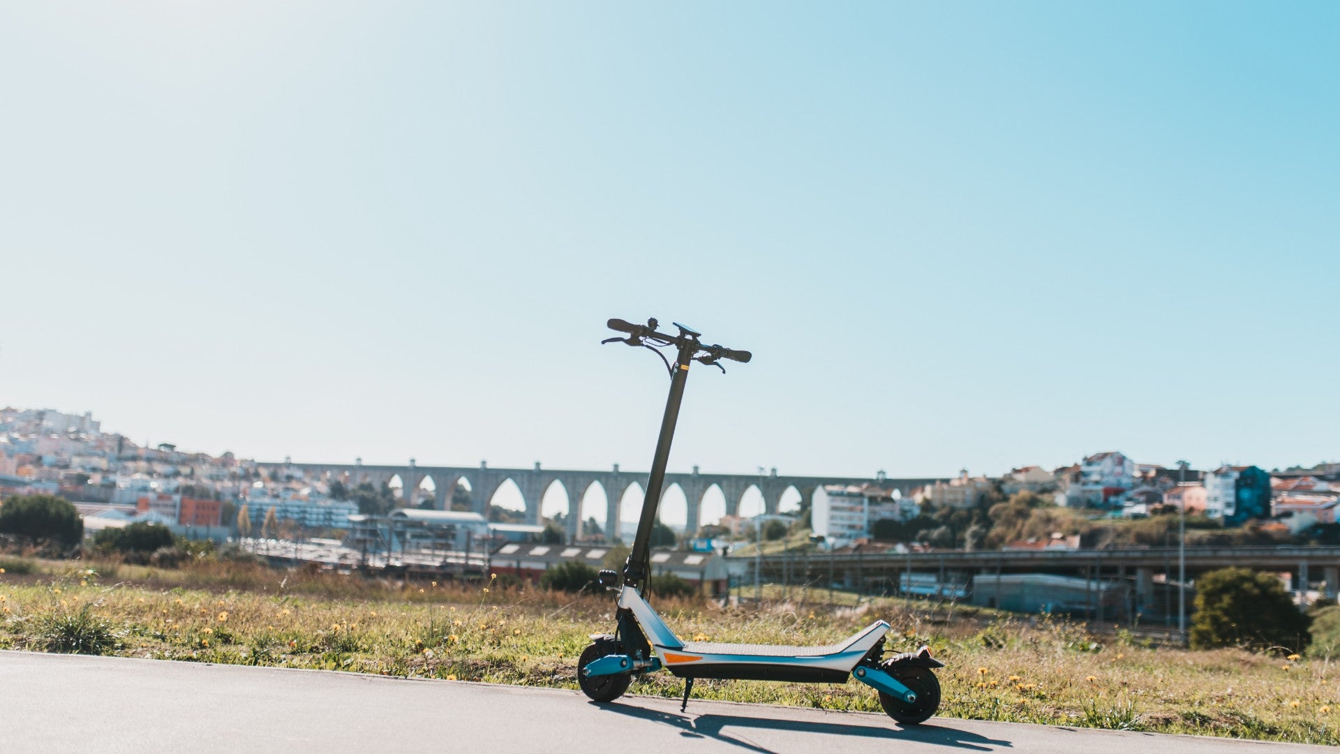 6 Reasons Why You Need an Electric Scooter Right Now