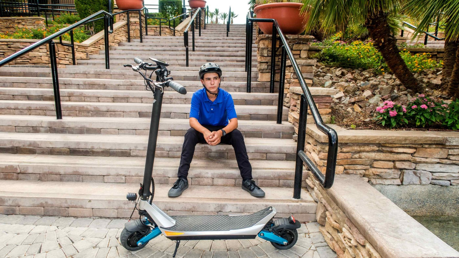 Smooth Ride, Happy Rider: How Sit-Down Electric Scooters Ensure a Stable Ride for Adults