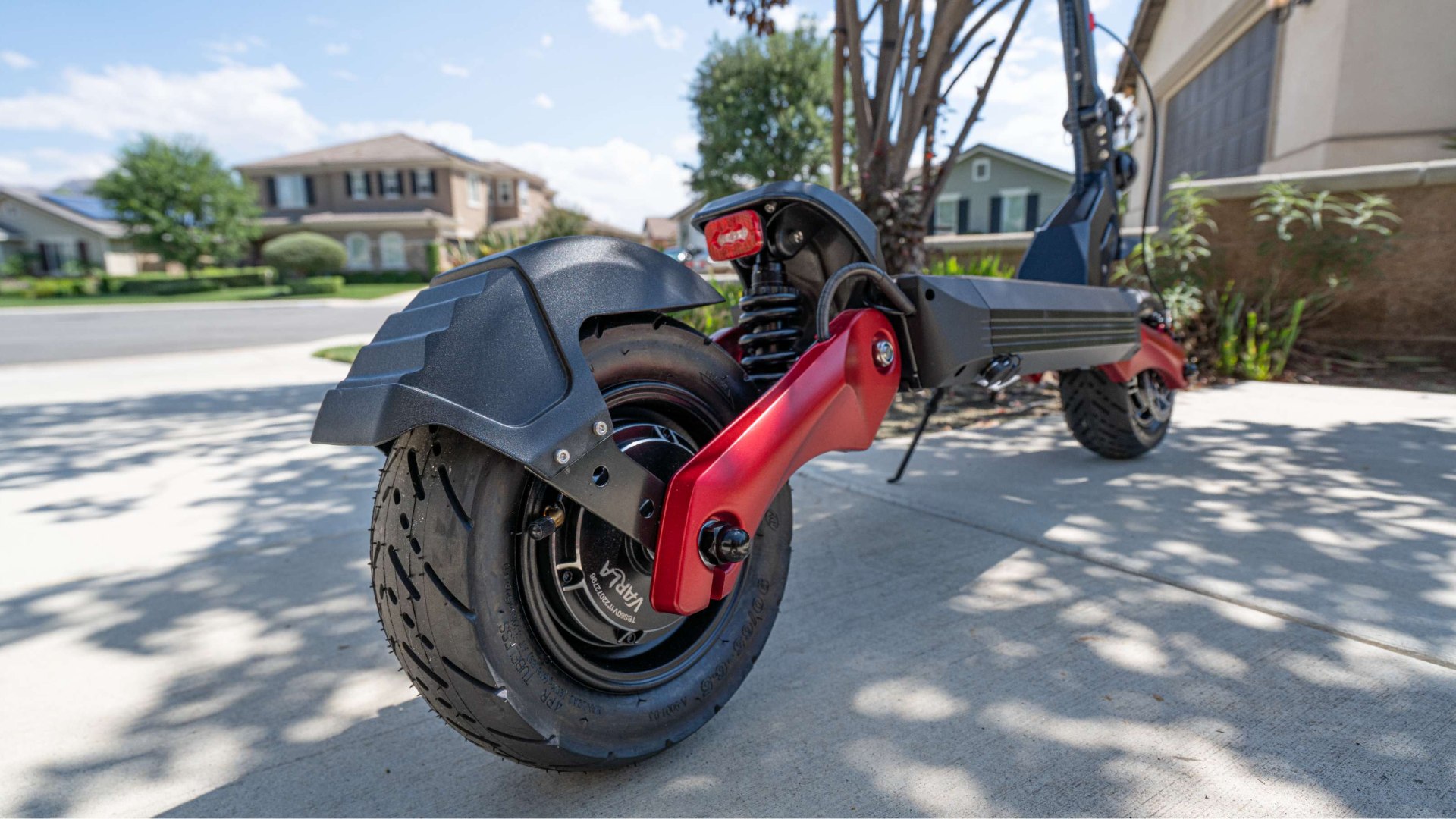 Commuter Scooter Technology Advancements: Shock Absorption System