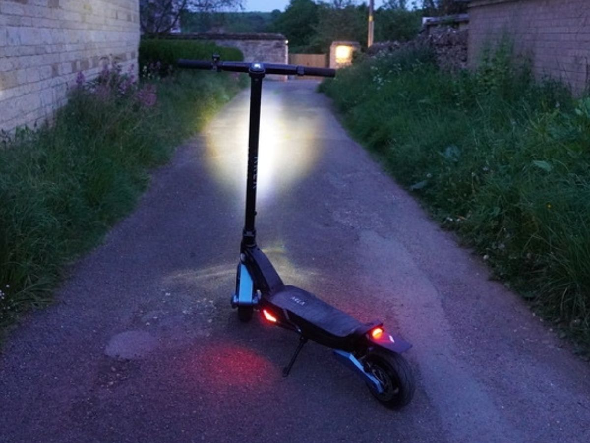 2023 Unused Varla Falcon Electric Scooter 500W (US Only)